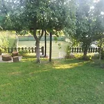 Tatil Evi Vikendica I Vajat Vrbica *