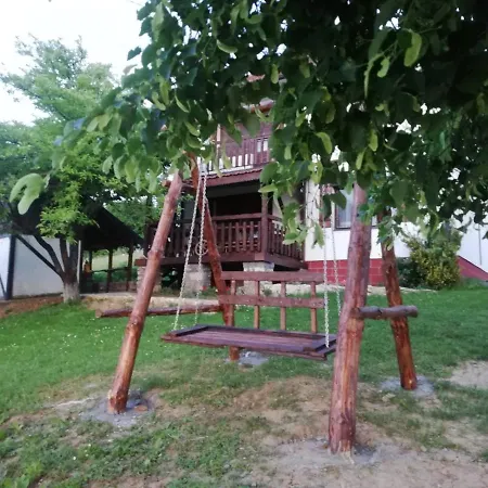 Vikendica I Vajat Vrbica Feriehus *