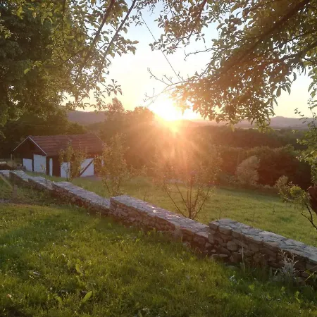 Vikendica I Vajat Vrbica Feriehus