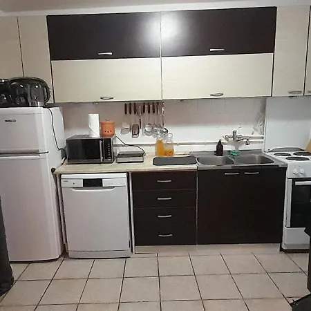 別荘 Vikendica I Vajat Vrbica *