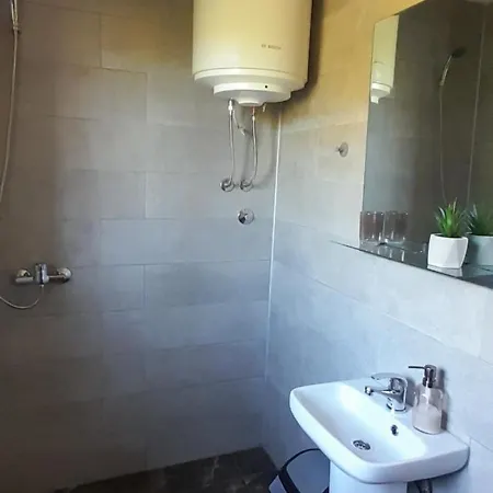 別荘 Vikendica I Vajat Vrbica Kalesija